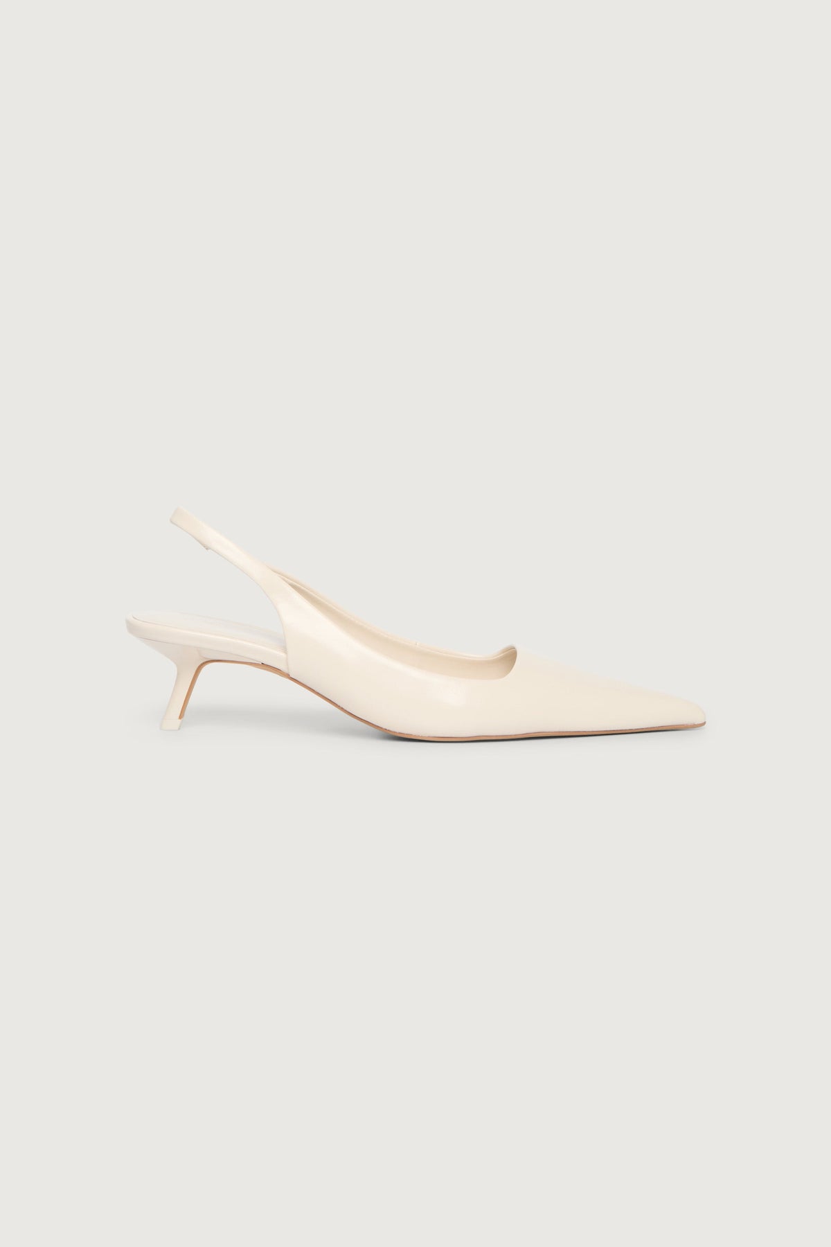 POINTED TOE SLING BACK KITTEN HEEL