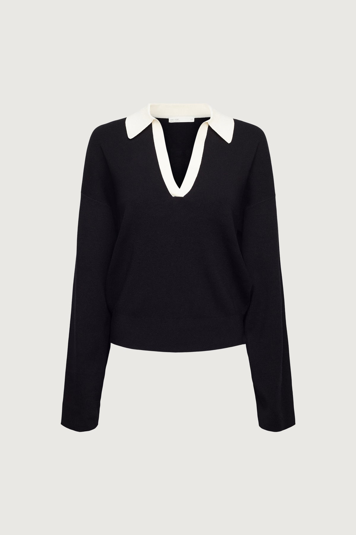 CONTRAST COLLARED SWEATER