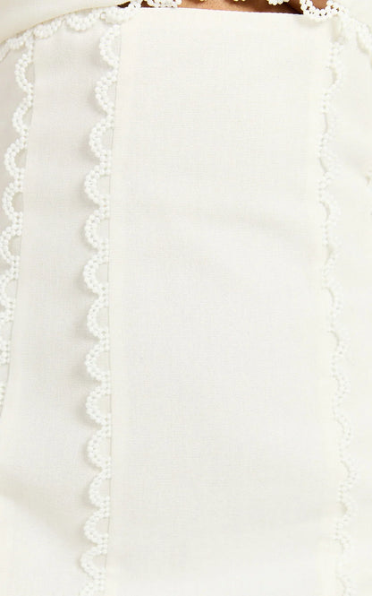 Gigi Mini Linen Blend Dress - Sweetheart Tie Back Scallop Detail Dress in Off White