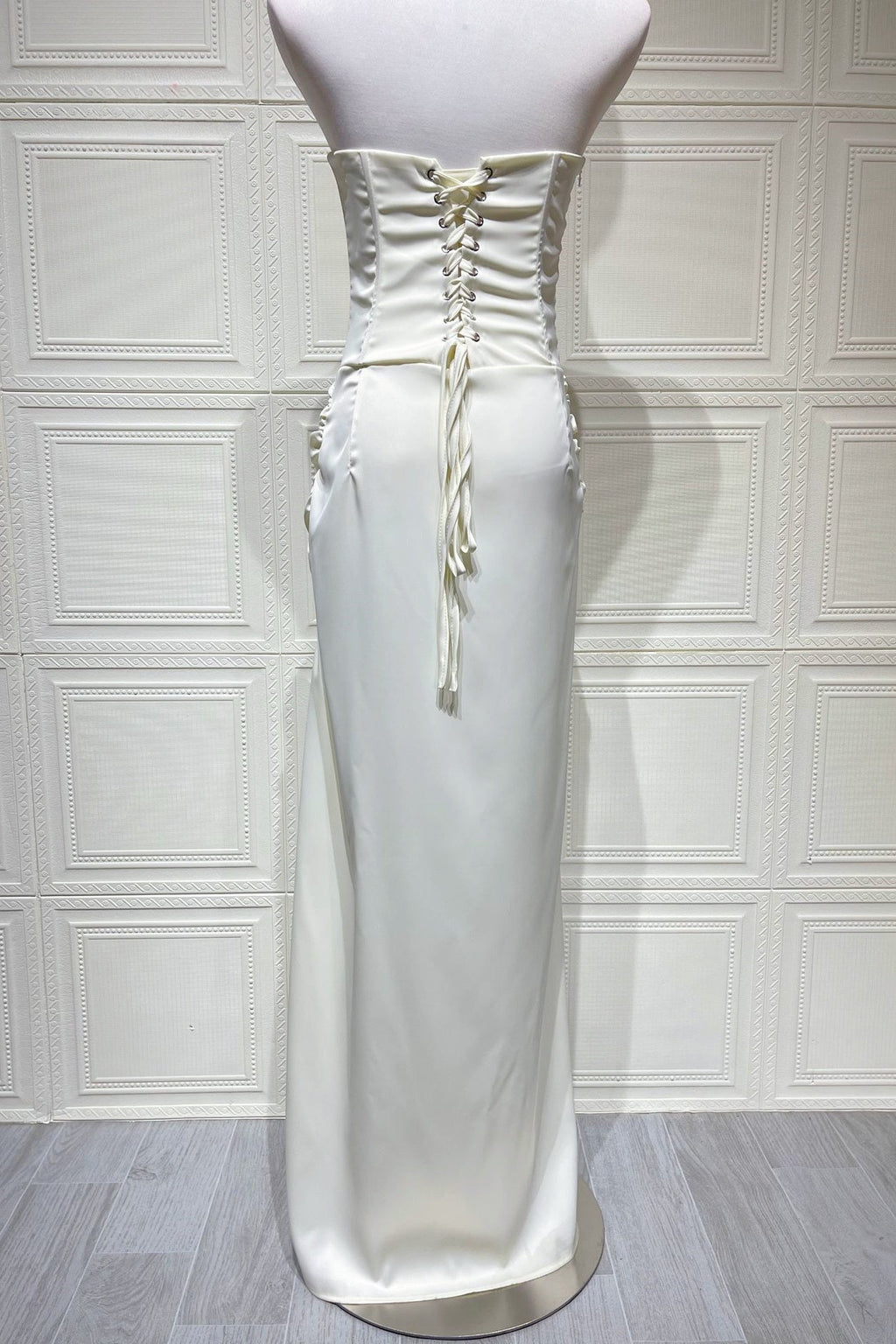 Off-white Satin Twist Fitted Slit Dress