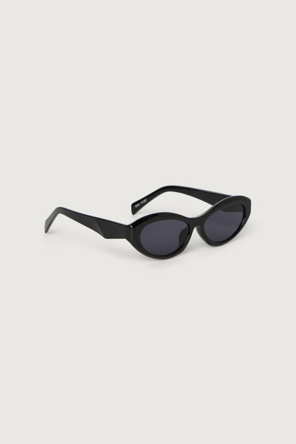 CAT EYE SUNGLASSES