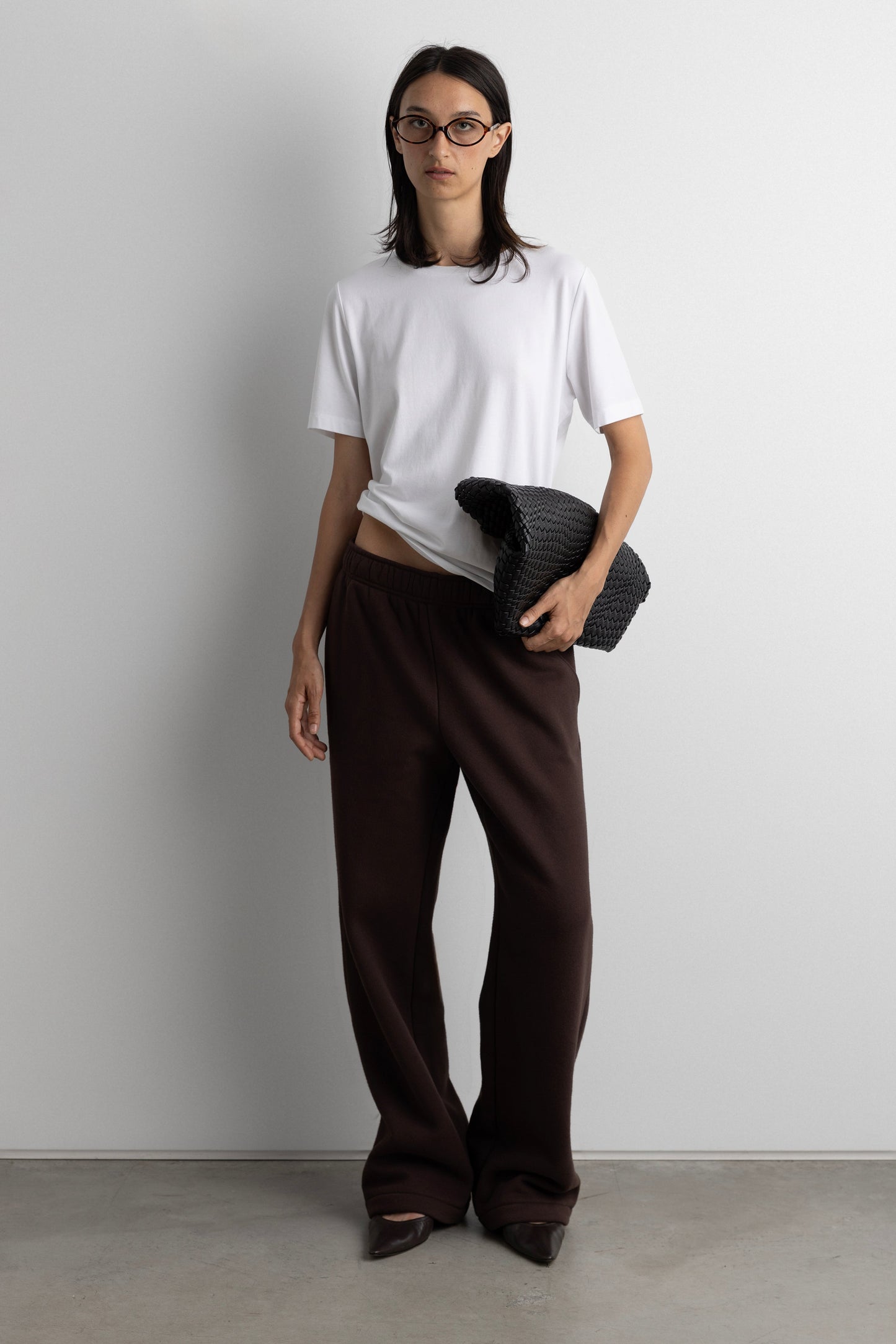 FLEECE STUDIO SWEATPANT WITH SHOCKCORD HEM