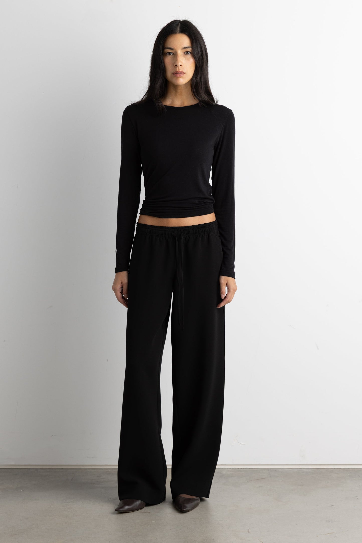 DRAWSTRING WAIST FLOWY PANT
