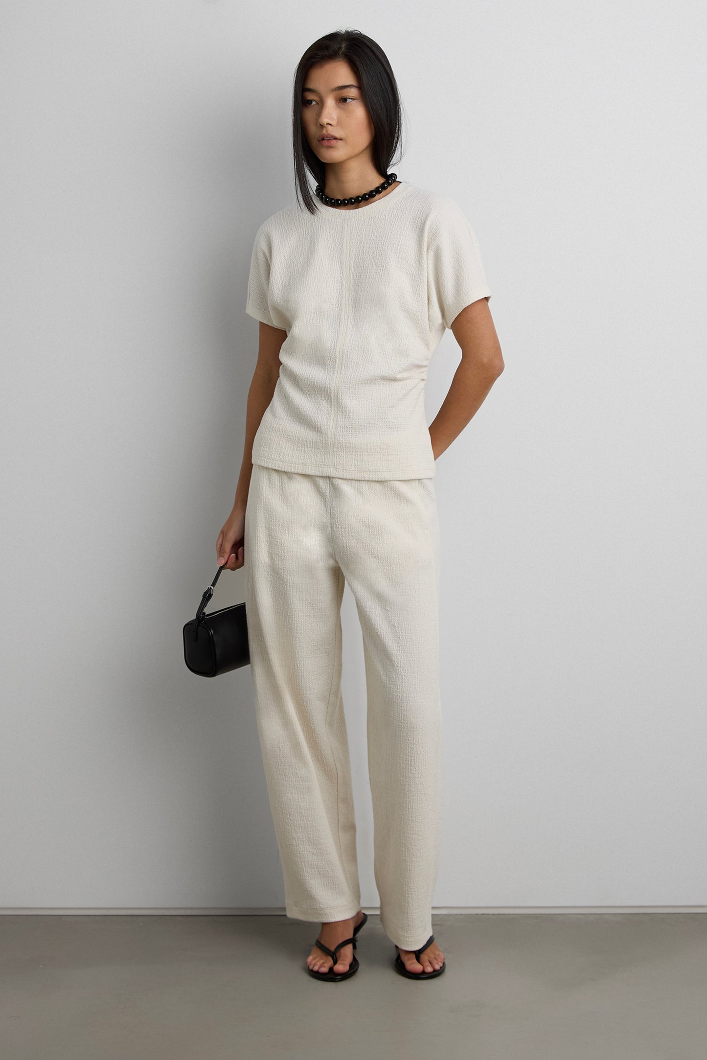 ELASTIC WAIST BARREL PANT