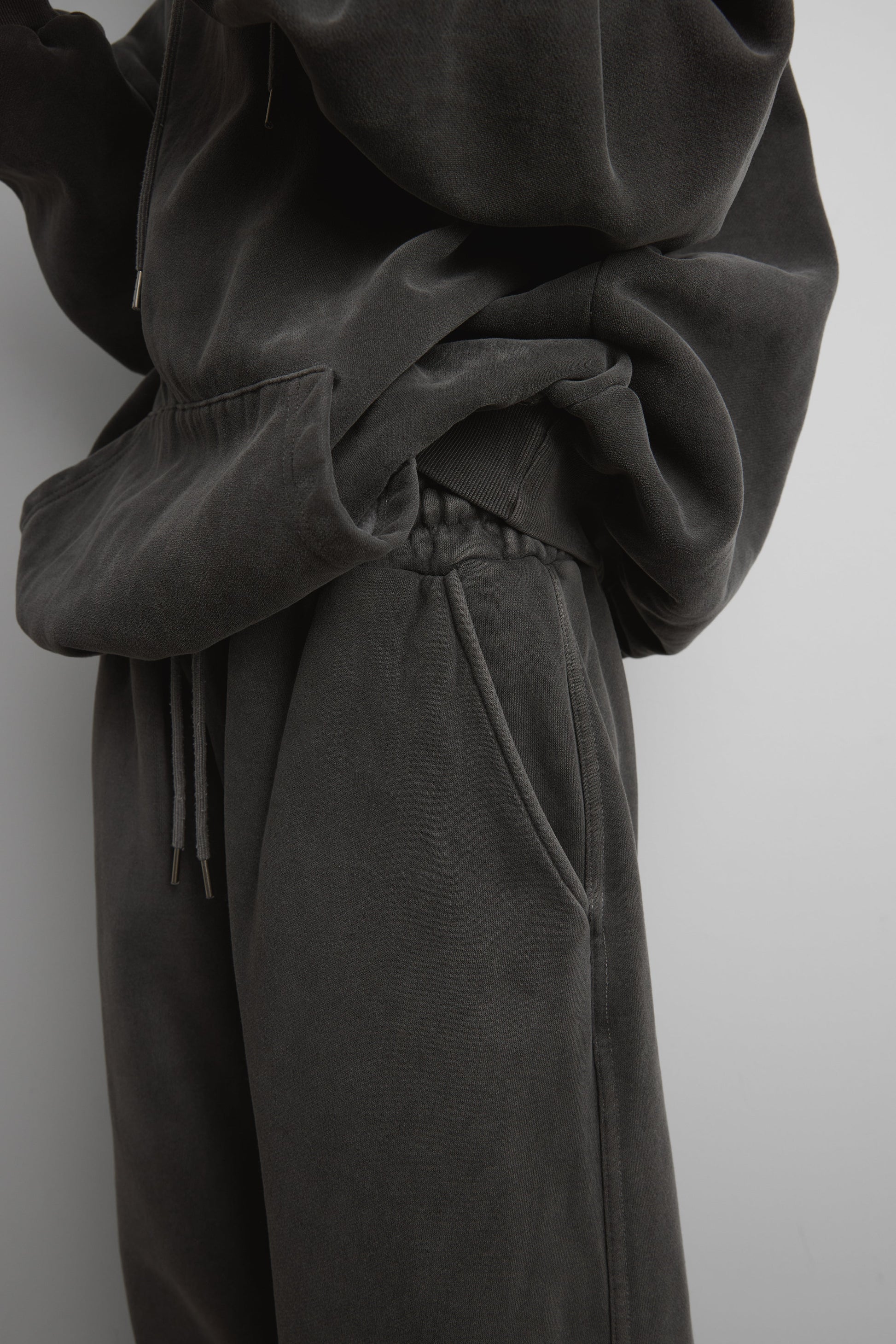 FLEECE STUDIO BOYFRIEND SWEATPANT