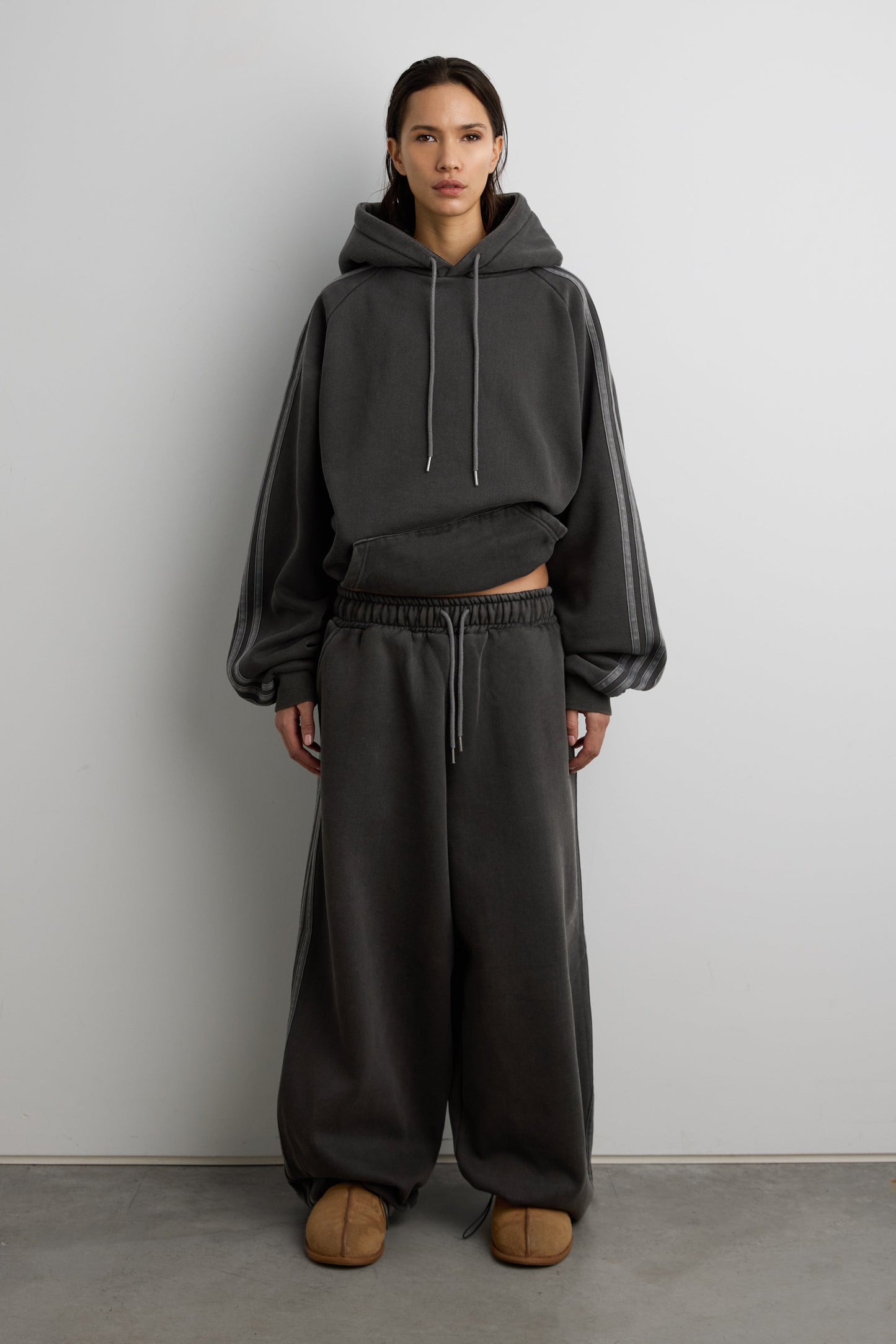 FLEECE STUDIO BOYFRIEND TRACK SWEATPANT
