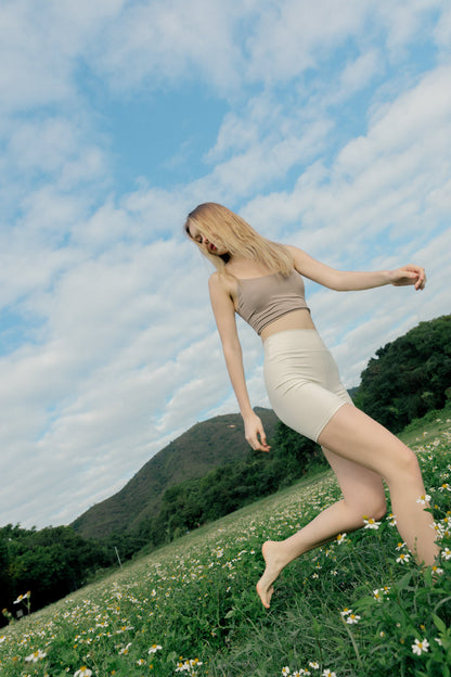 FRAME Biker Shorts - Cream