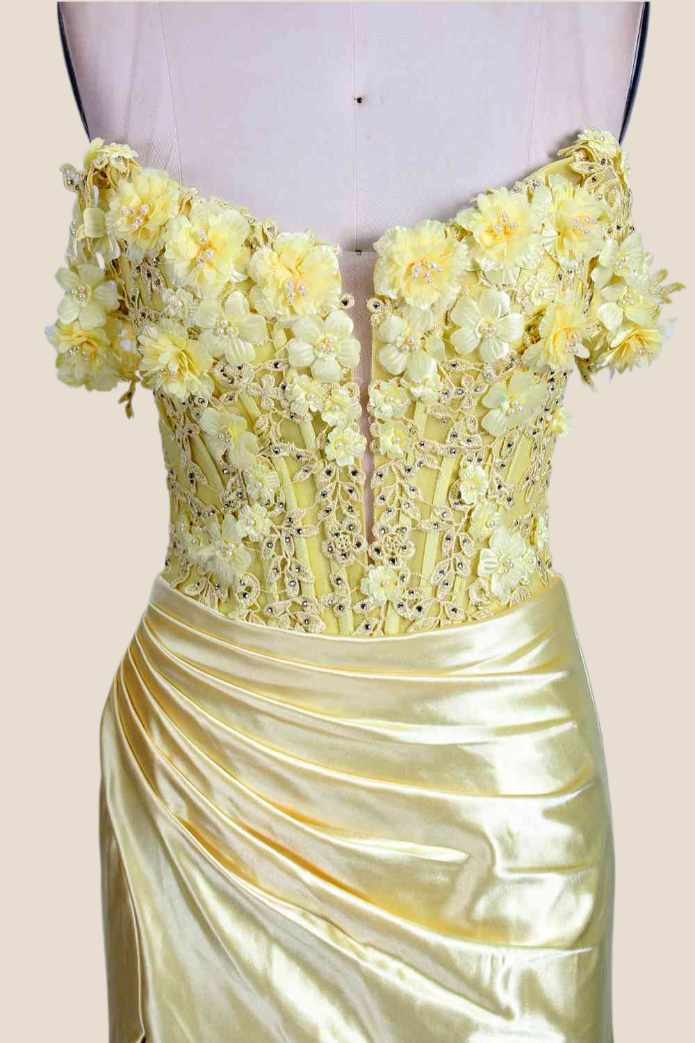 Off the Shoulder Floral Appliques Ruched Mermaid Formal Dress