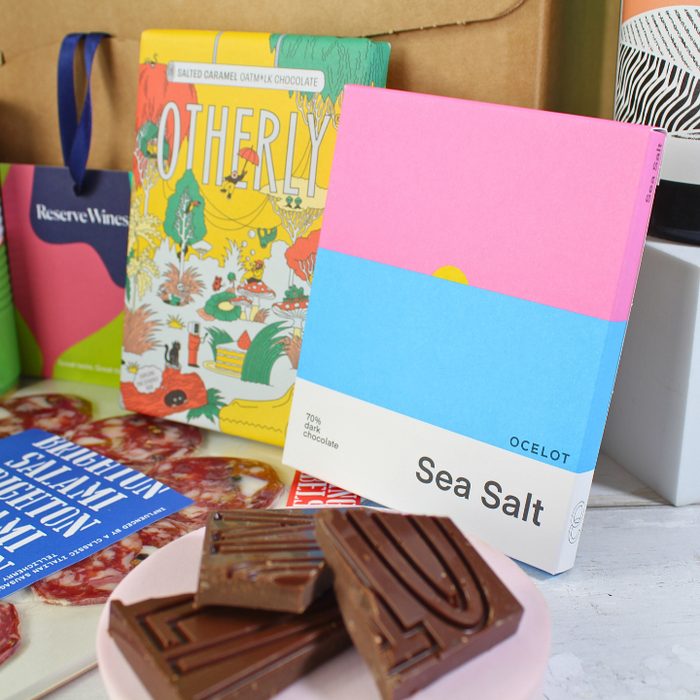 The Feast Hamper – Wine, Snacks & Artisan Chocolate